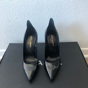 Saint Laurent Patent Leather Pumps